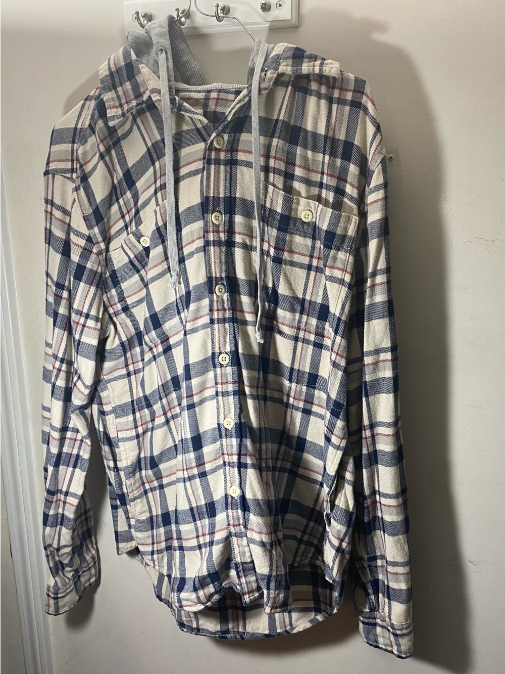 American Eagle Outfitters White, Navy & Red Plaid Hooded Button-Up Shirt